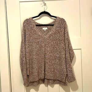 Lucky Brand V-Neck Sweater, Size Large. Great Condition!